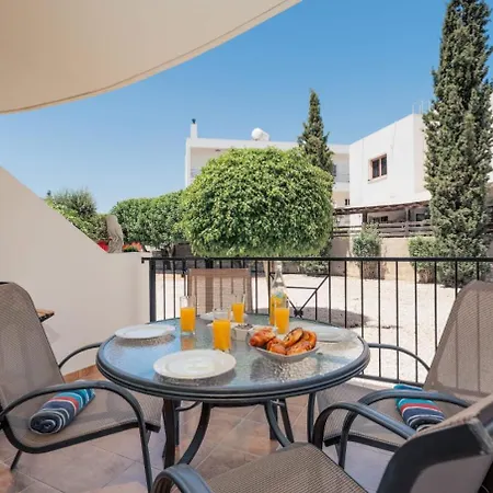 Apartment Olive Paralimni