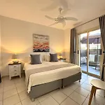 Olive Apartment *